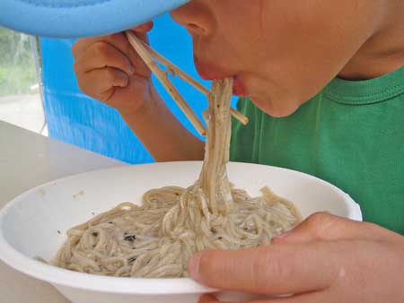 自然薯そばを食べる！おいし～！